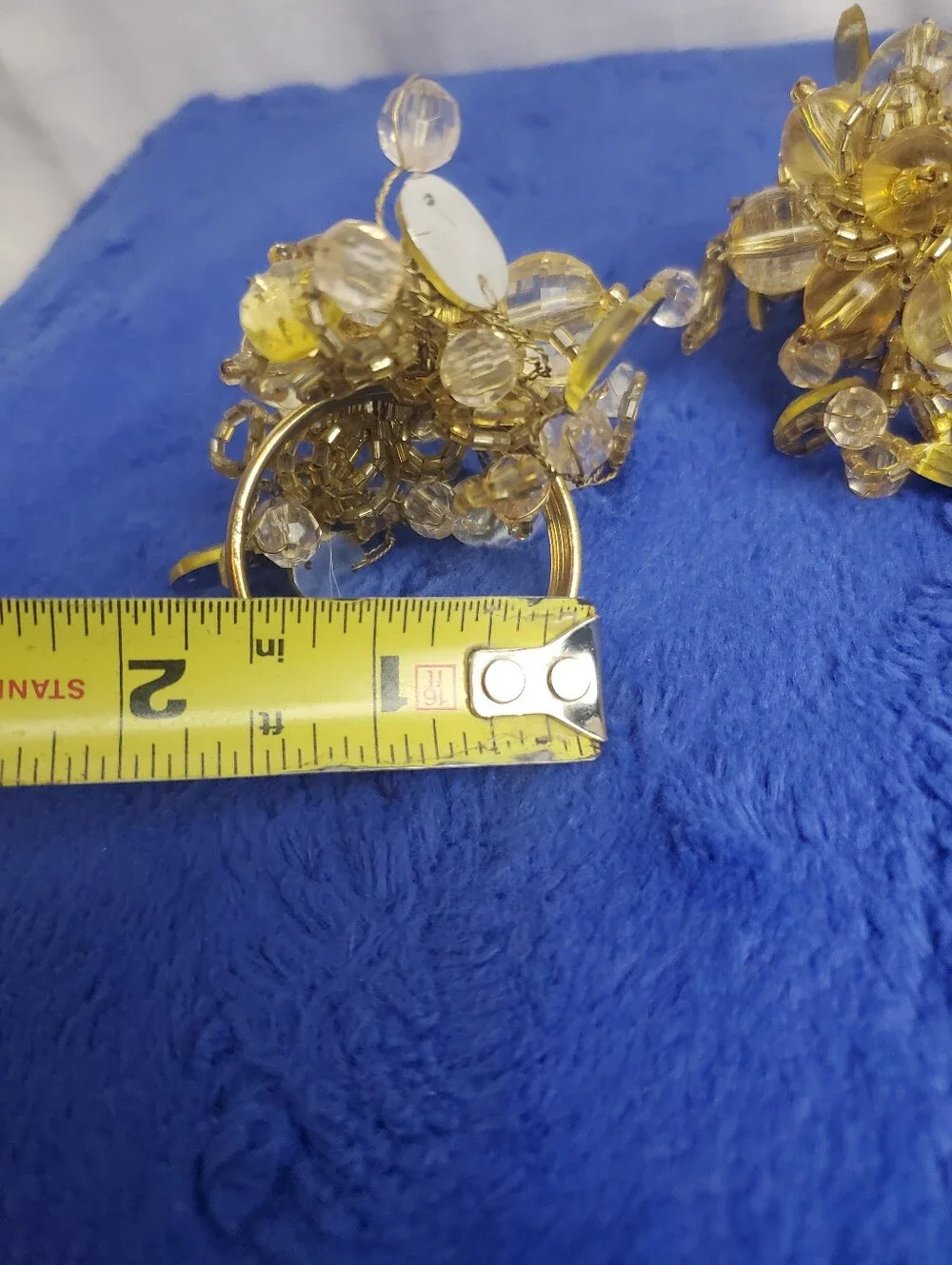 Set Of 4 Pier 1 Beaded Cluster Napkin Rings Yellow Brown Gold Beads Golf Rings